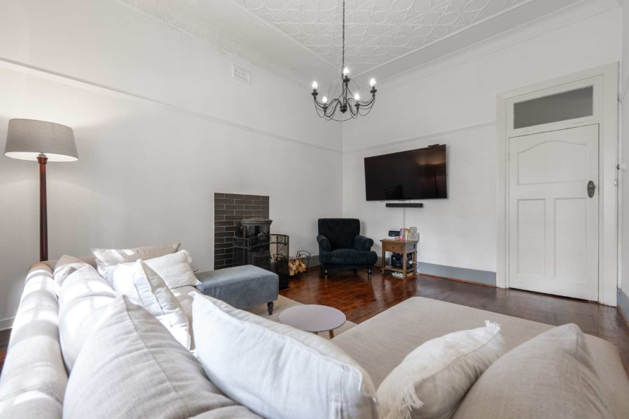 3 Bedroom Property for Sale in Oranjezicht Western Cape
